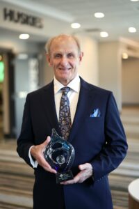 Mark Thelen Recieves Alex Didier Award in Philanthropy