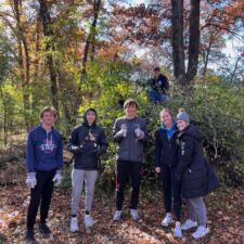 <p class="title">Title: Quarry Clean up</p>
Photo by: Beth Fenstad Tech cleanup at Quarry Park