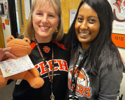 <p class="title">Orange we special?</p>
Photo by: Rebecca Marohl Orange we special?