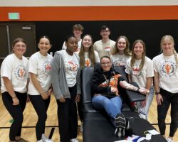 <p class="title">Principal PRIDE!</p>
Photo by: Beth Fenstad Principal PRIDE!