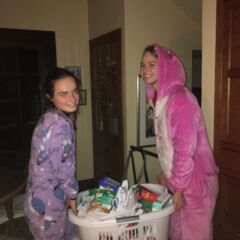 <p class='title'>Title: Food Collection</p>
Photo by: Beth Fenstad
