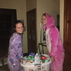 <p class='title'>Title: Food Collection</p>
Photo by: Beth Fenstad